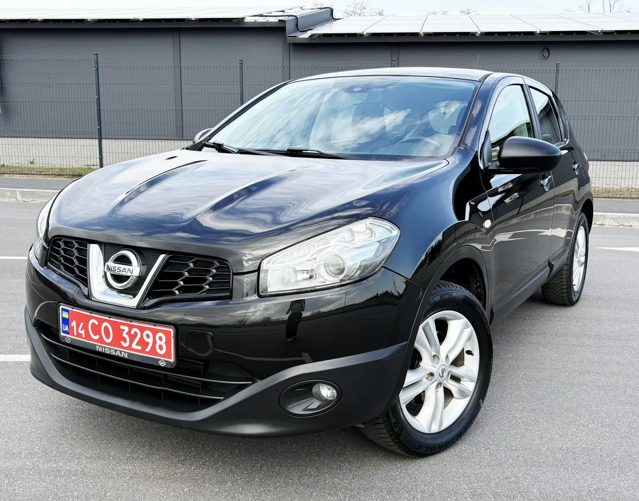 Nissan Qashqai - фото 1