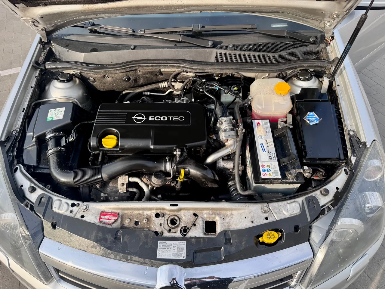 Opel Astra - фото 16