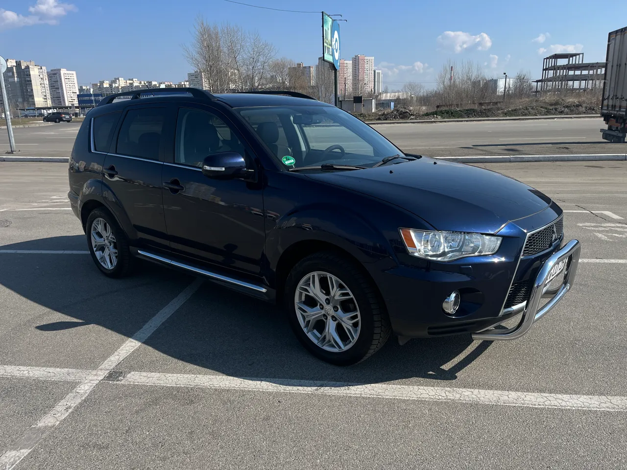 Mitsubishi Outlander - фото 3