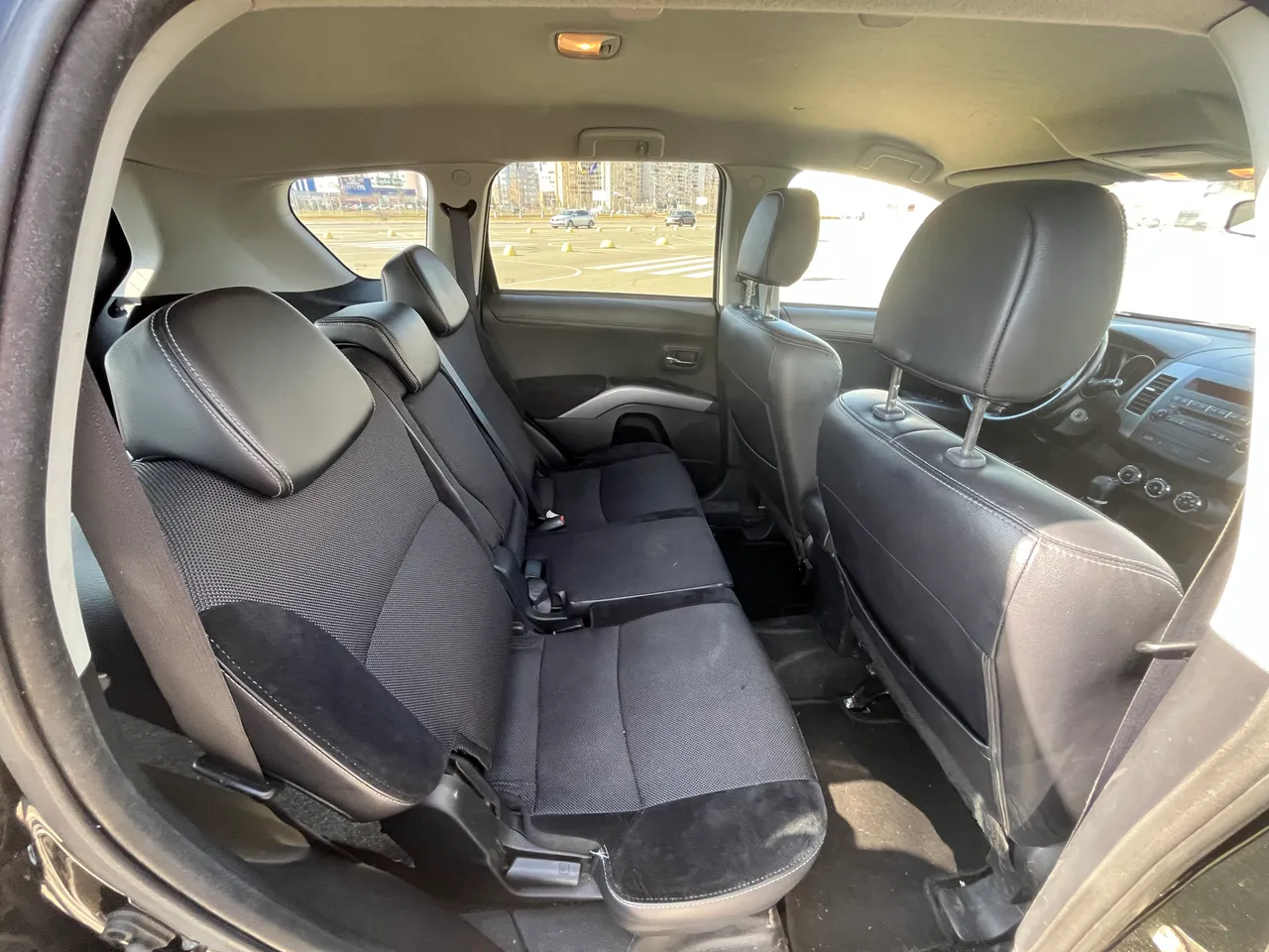 Mitsubishi Outlander - фото 10