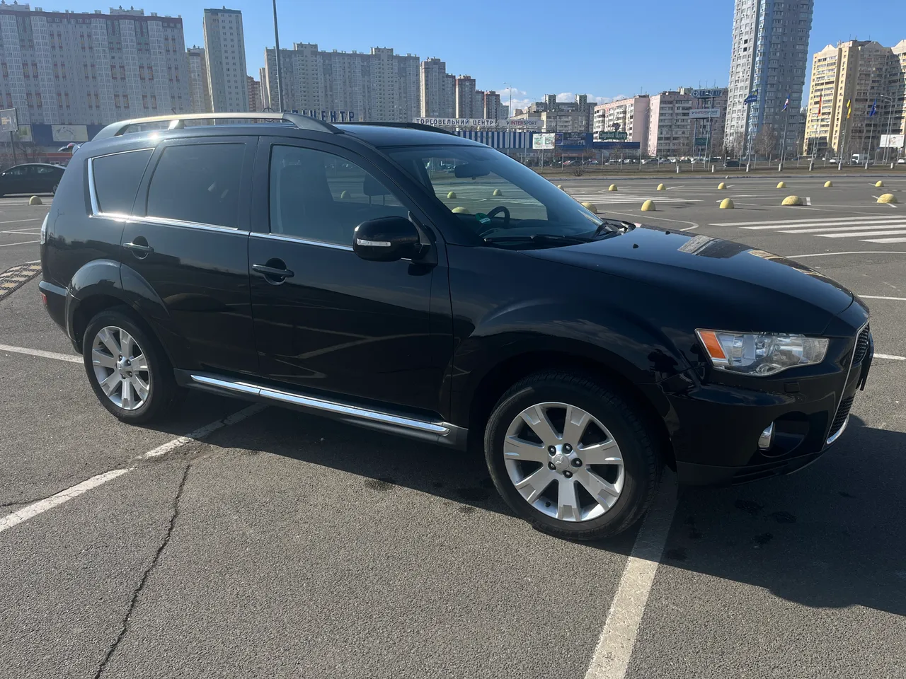 Mitsubishi Outlander - фото 3