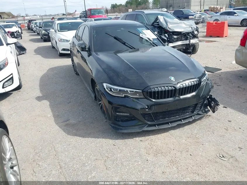 BMW 3 серії - фото 1