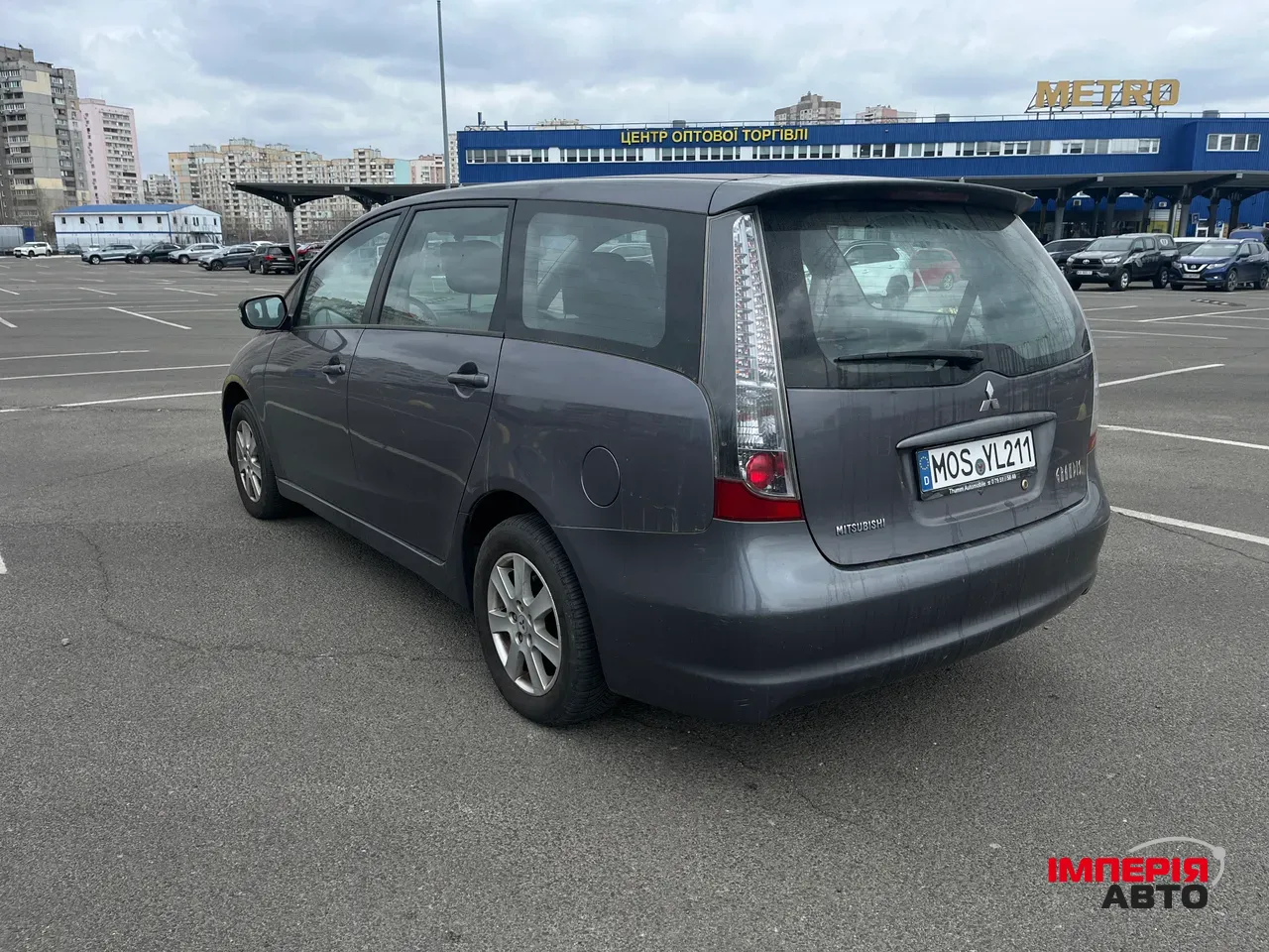 Mitsubishi Grandis - фото 6