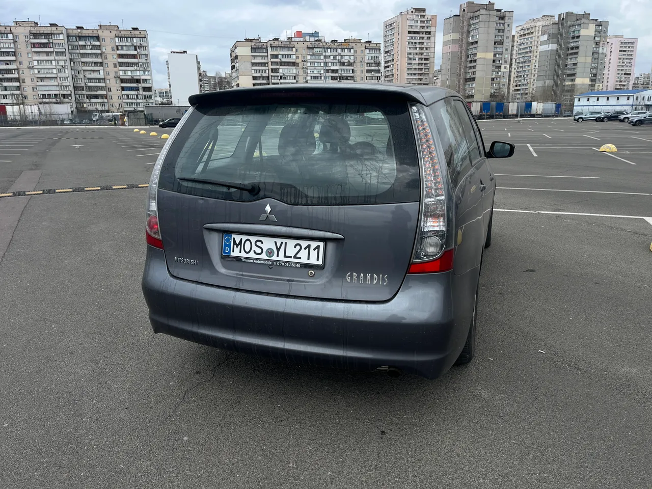 Mitsubishi Grandis - фото 5