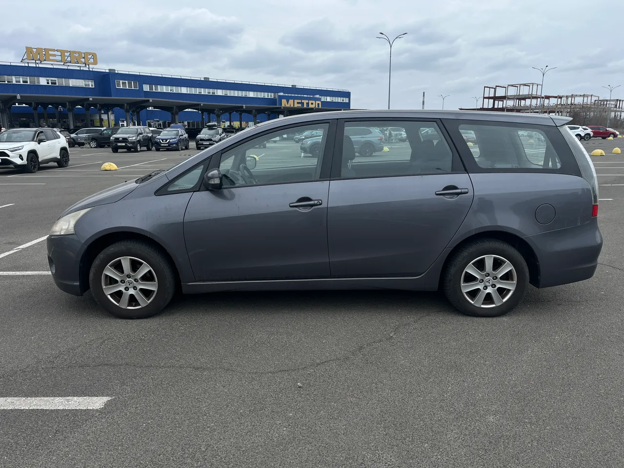 Mitsubishi Grandis - фото 7