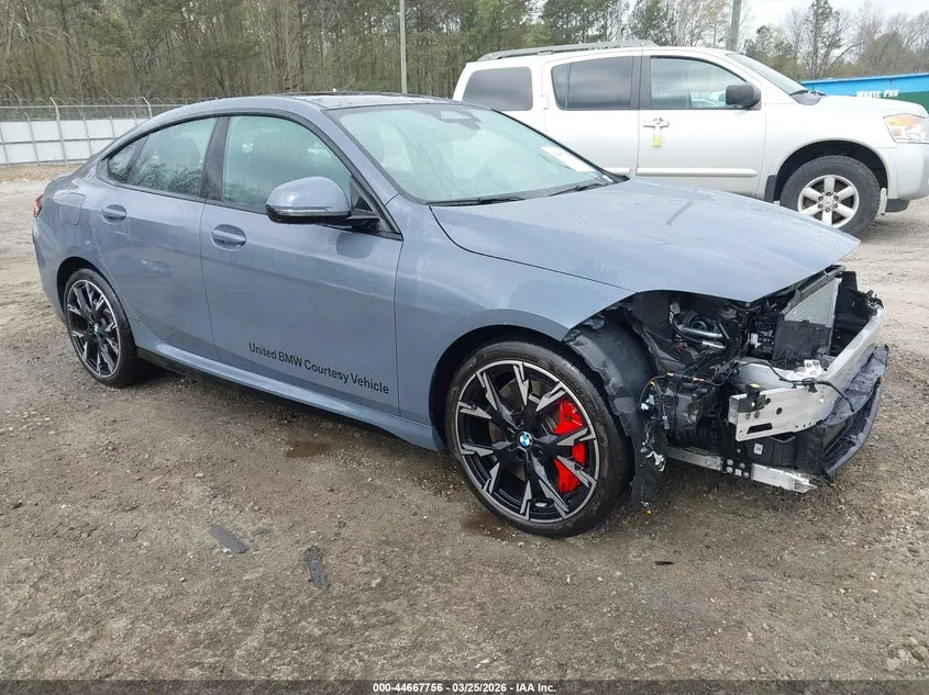 BMW 2 серії - фото 1