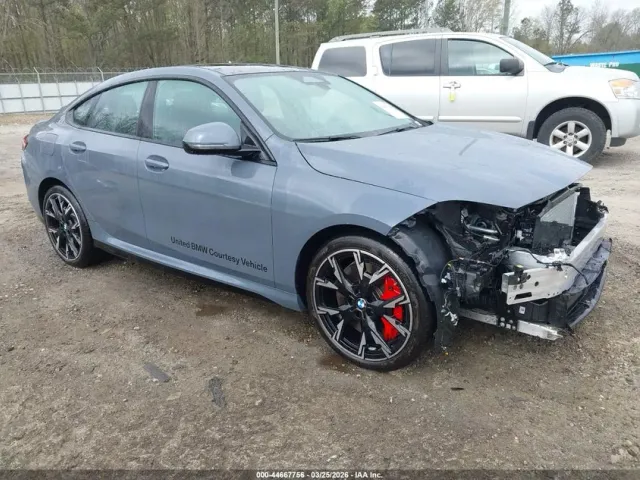 BMW 2 серії - фото 1