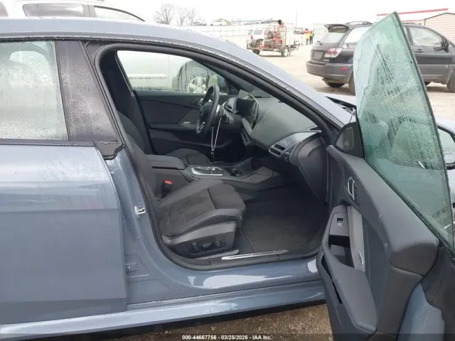 BMW 2 серії - фото 3