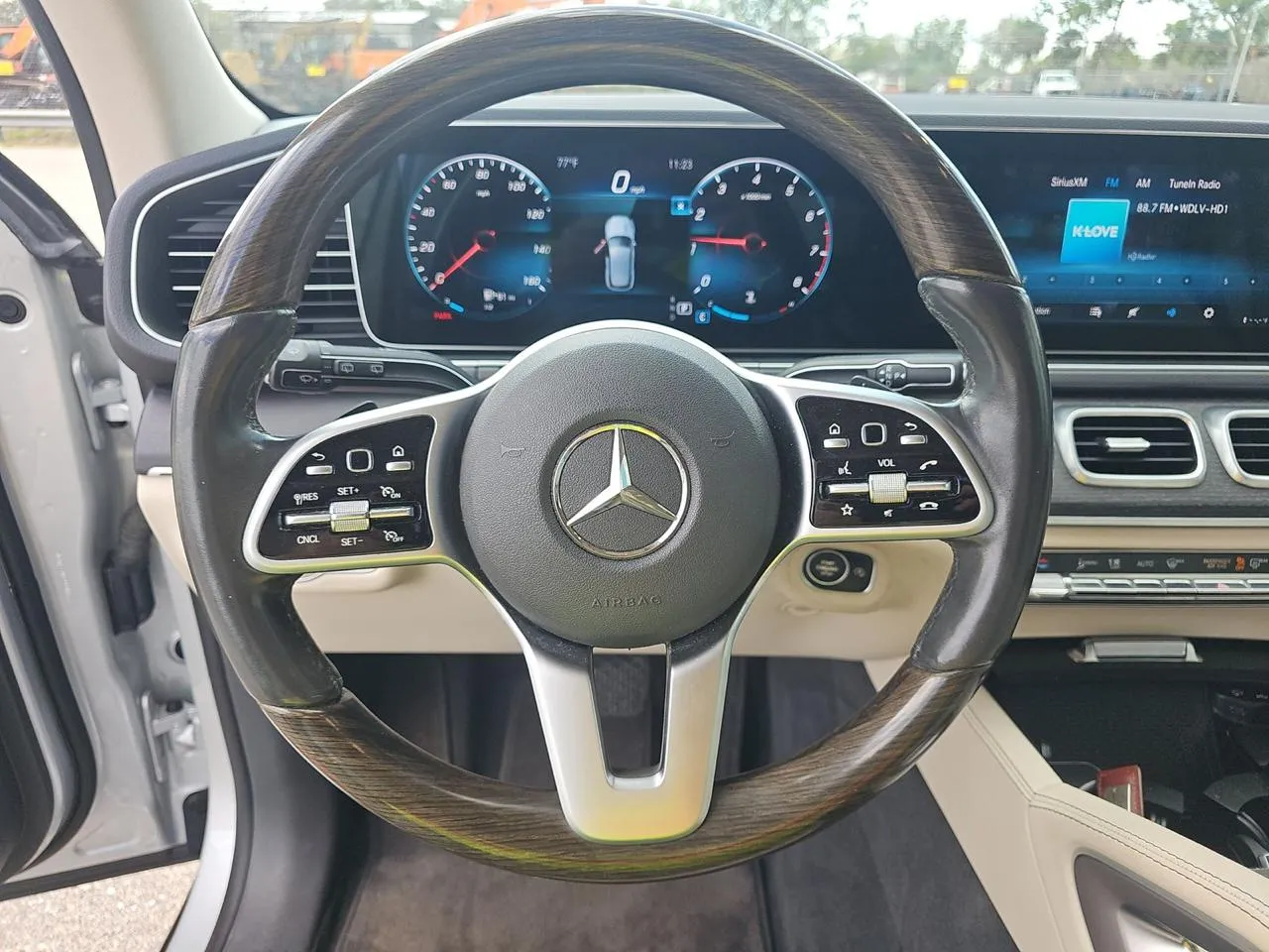 Mercedes-Benz GLE - фото 5