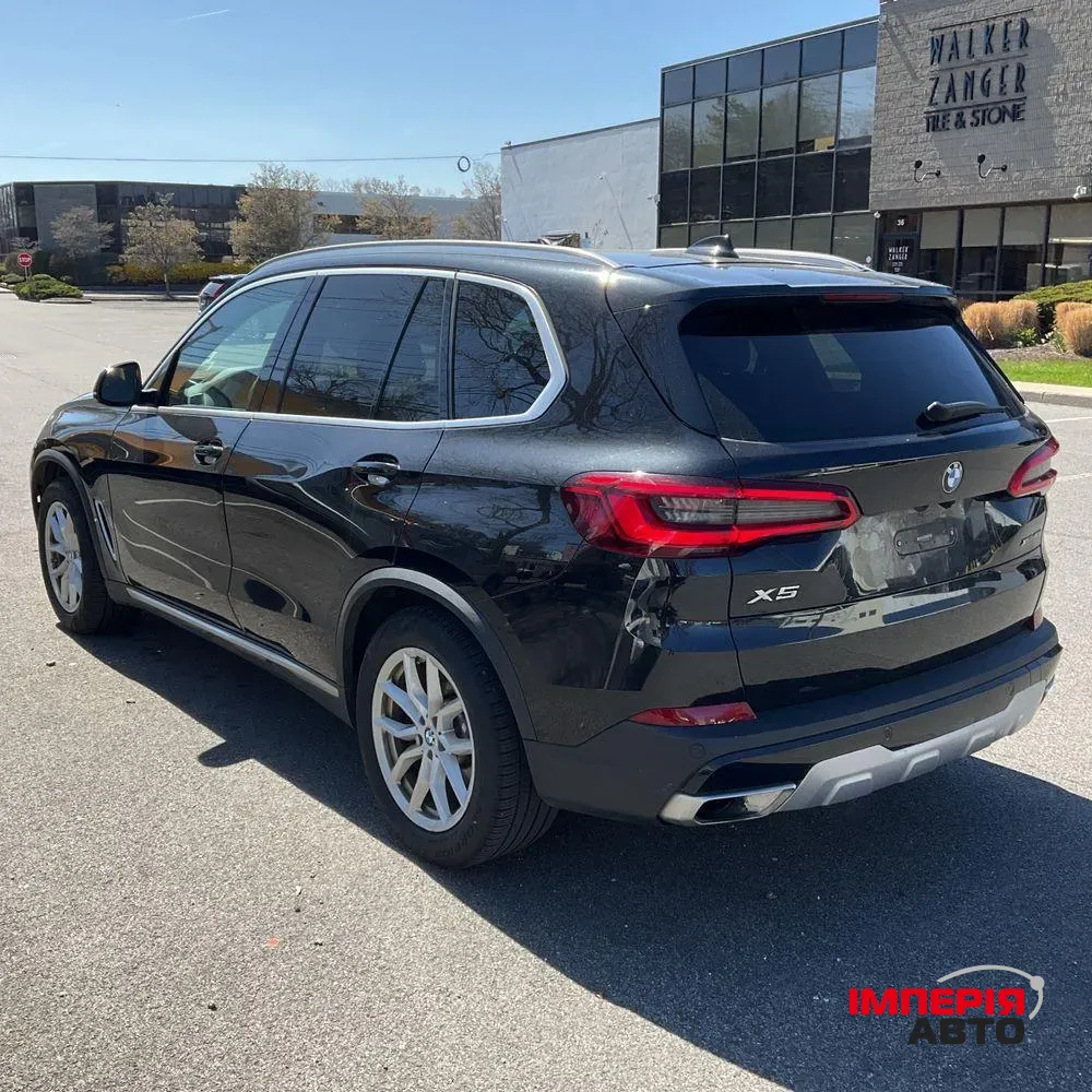 BMW X5 - фото 3