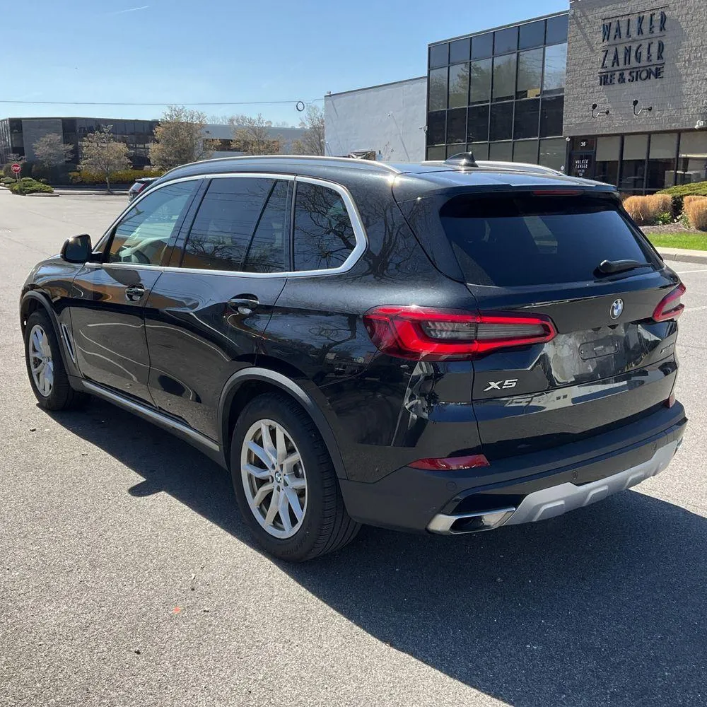 BMW X5 - фото 10