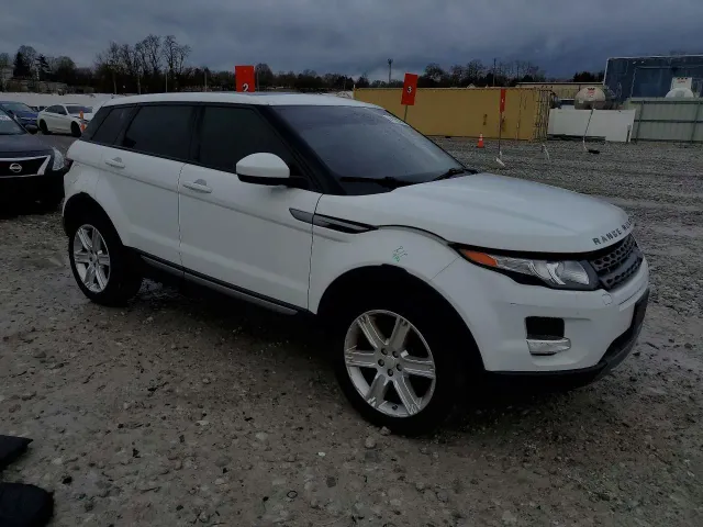 Land Rover Range Rover Evoque - фото 1