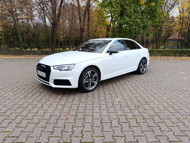 Audi A4 - фото 1