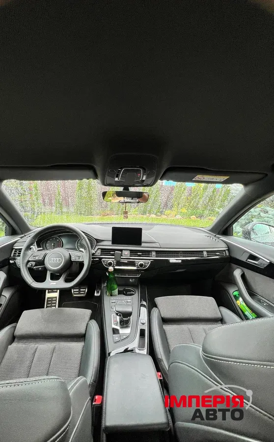 Audi A4 - фото 7