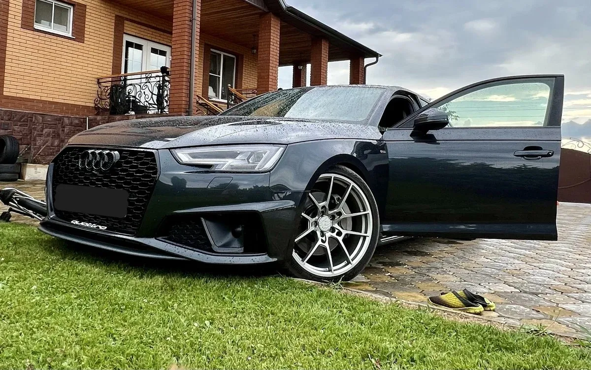 Audi A4 - фото 4