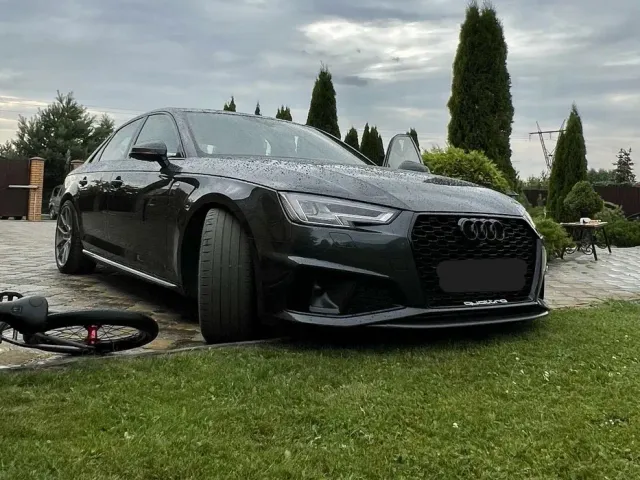 Audi A4 - фото 3