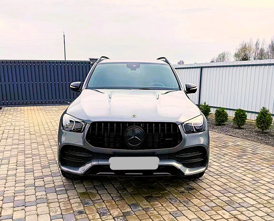 Mercedes-Benz GLE - фото 1