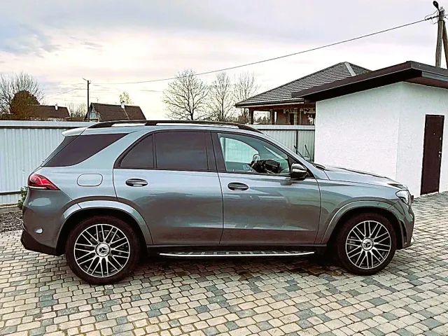 Mercedes-Benz GLE - фото 4