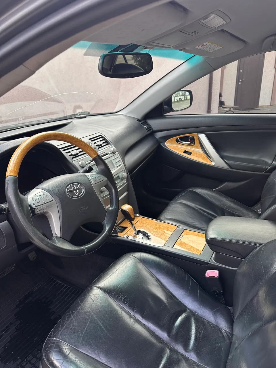 Toyota Camry - фото 9