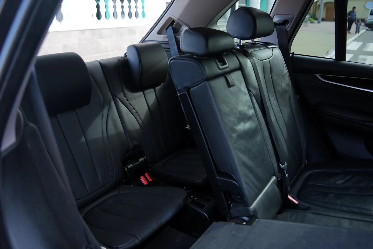 BMW X5 - фото 19