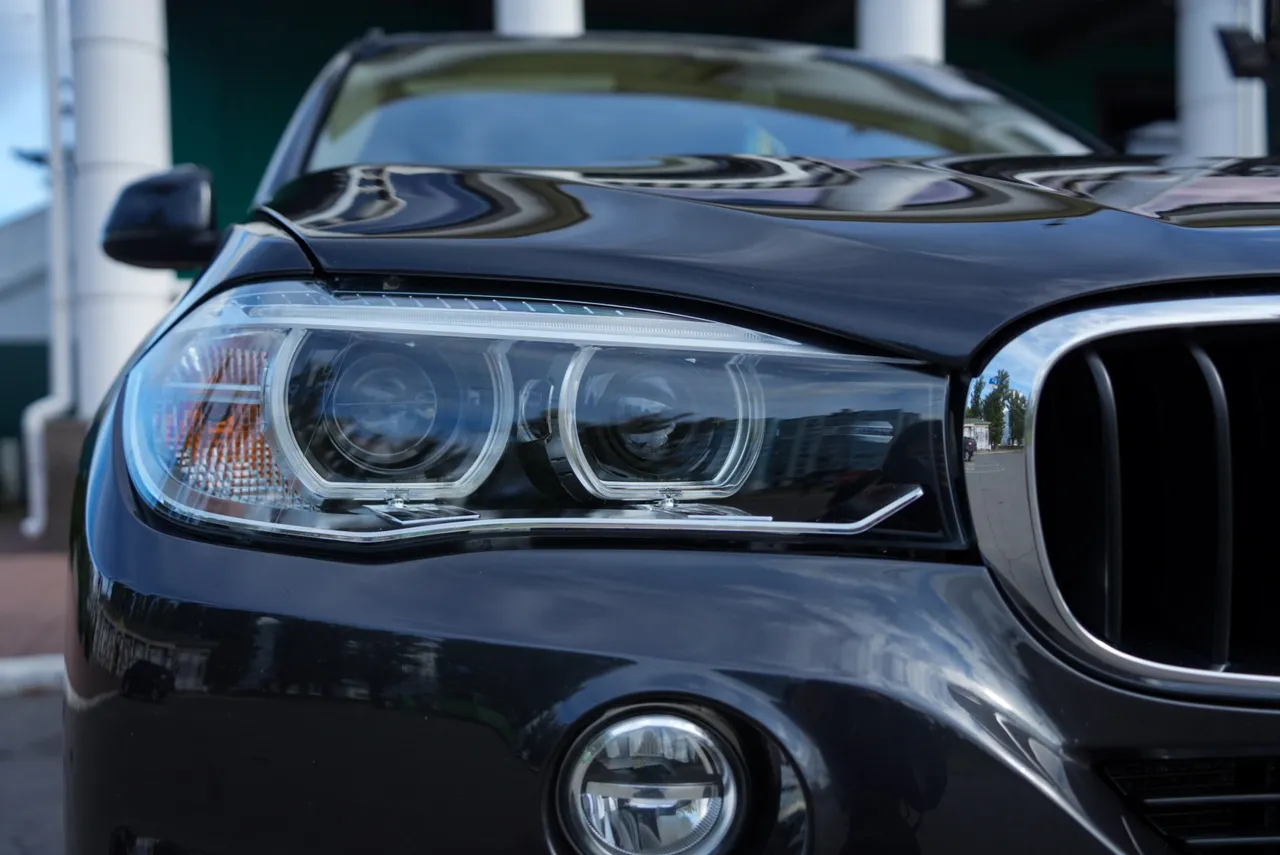 BMW X5 - фото 21