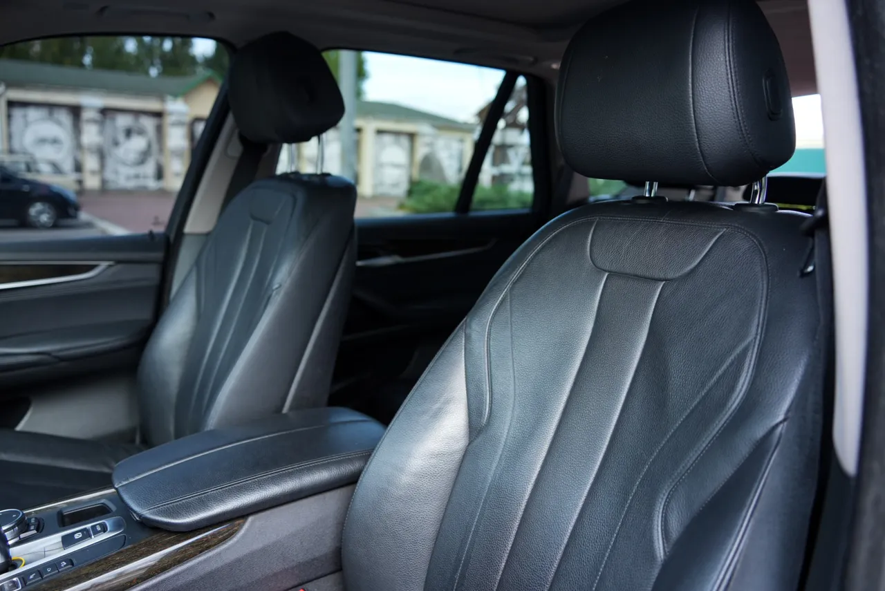 BMW X5 - фото 25