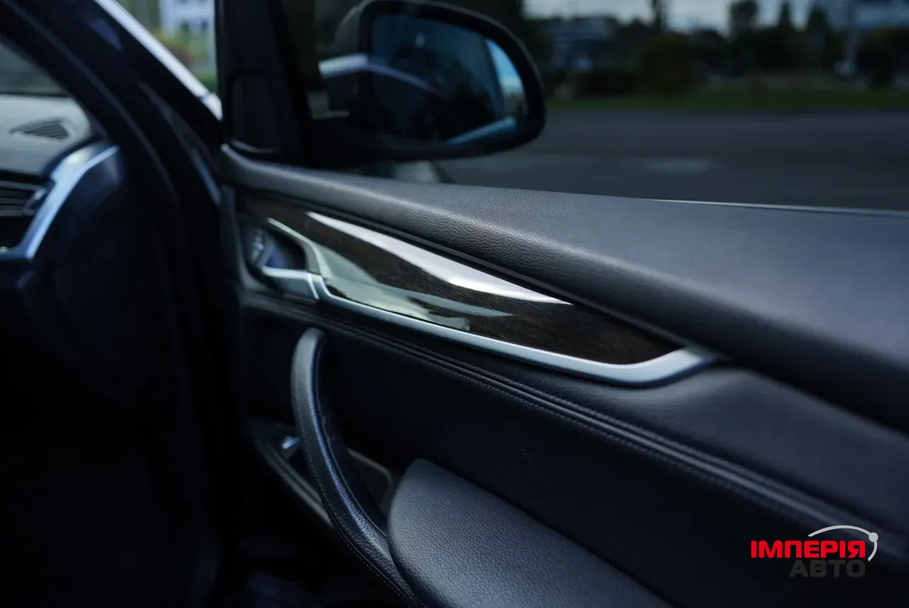 BMW X5 - фото 34