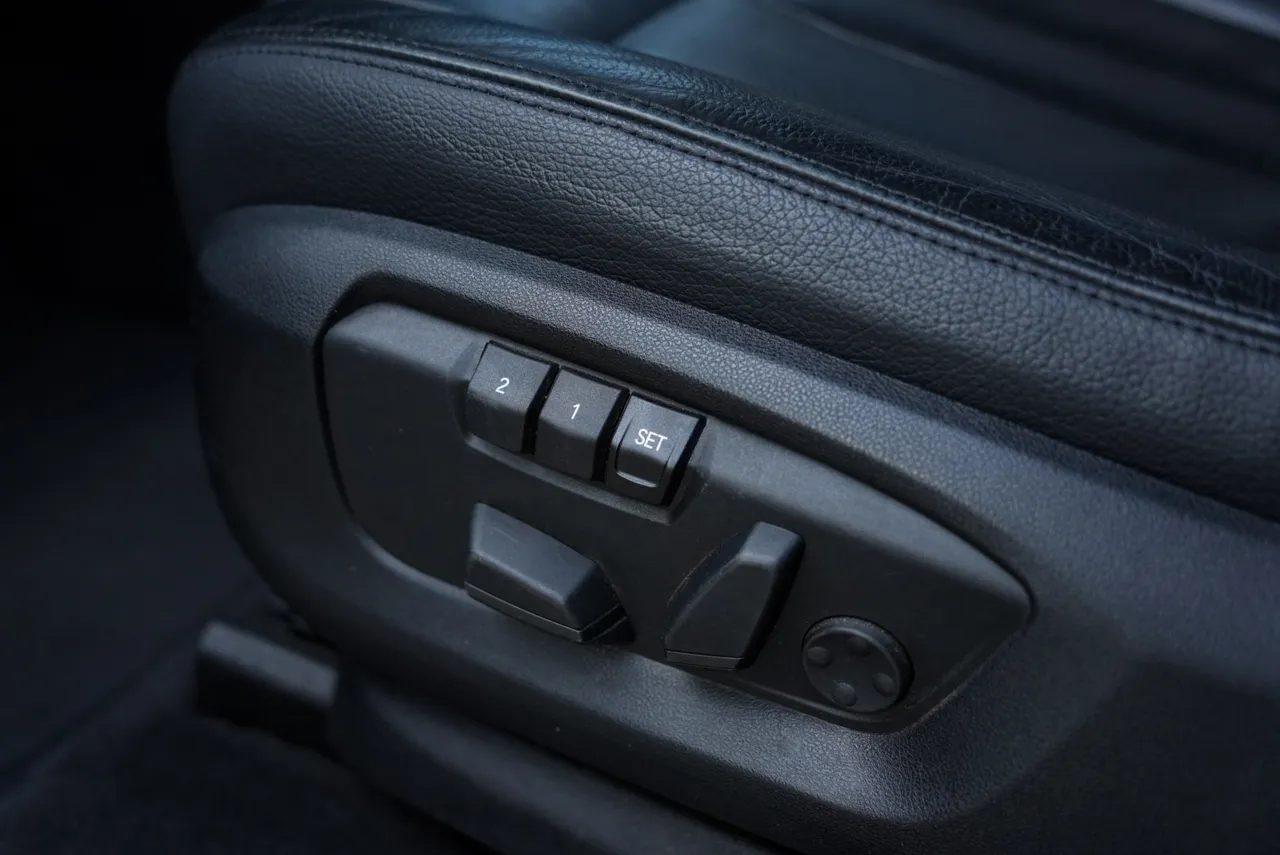 BMW X5 - фото 20