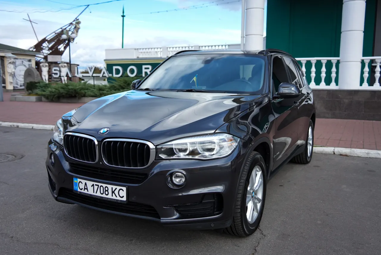 BMW X5 - фото 3