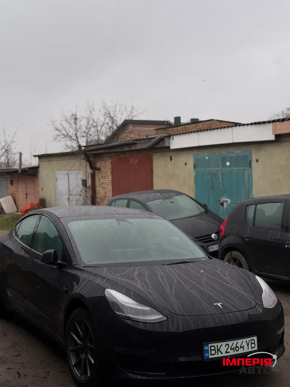 Tesla Model 3 - фото 1