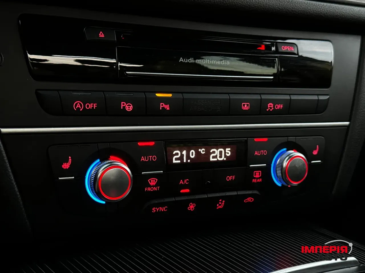 Audi A6 - фото 16