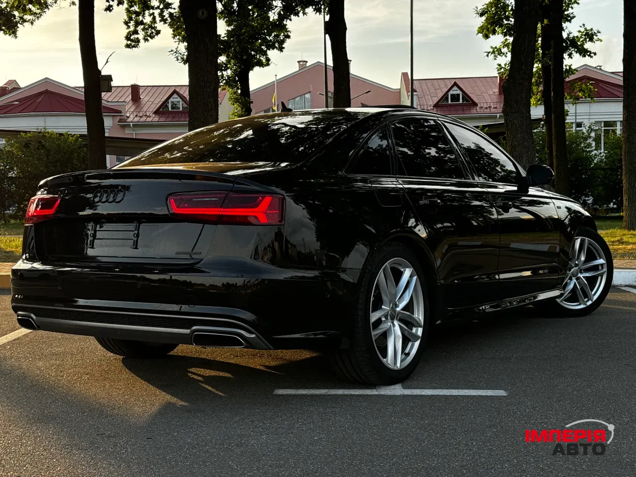 Audi A6 - фото 8