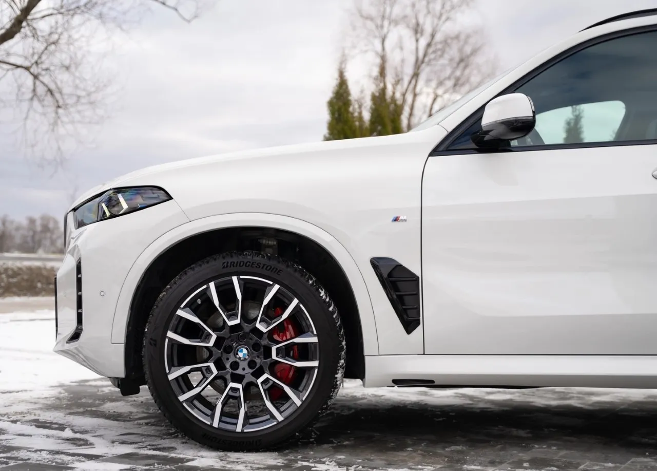 BMW X5 - фото 3