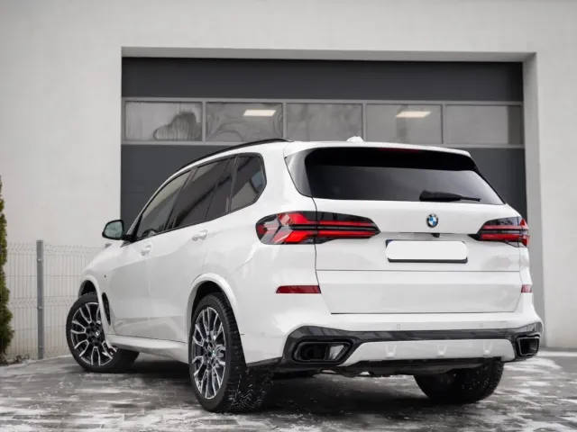 BMW X5 - фото 4
