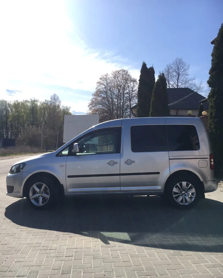 Volkswagen Caddy - фото 5
