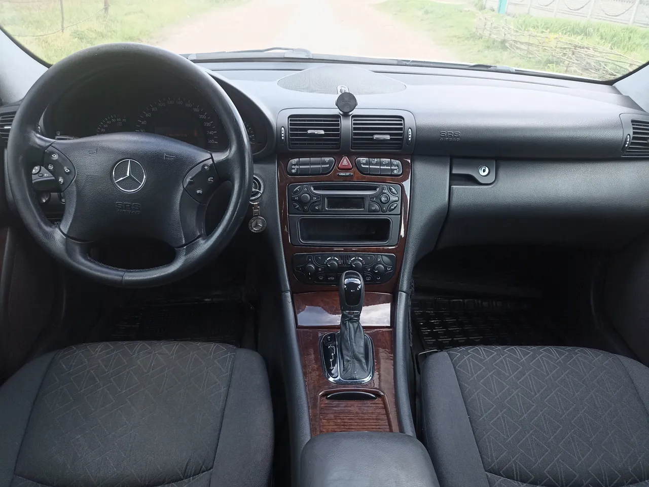 Mercedes-Benz C-Класс - фото 8