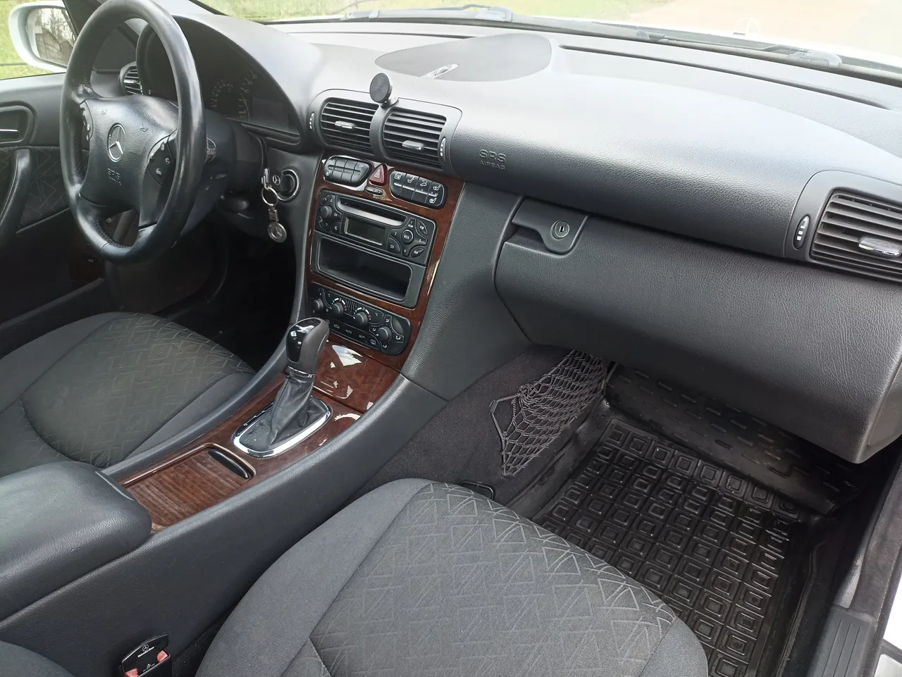 Mercedes-Benz C-Класс - фото 6