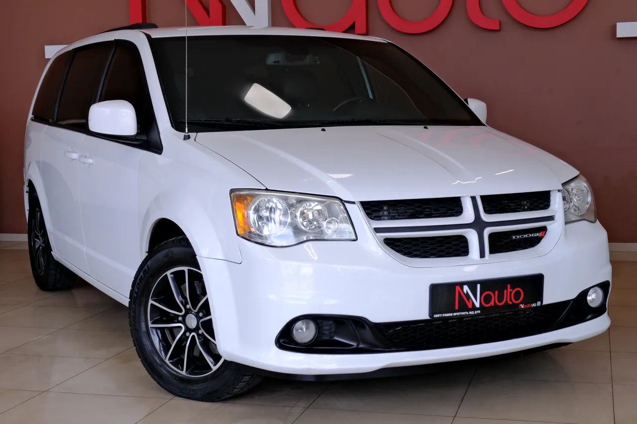 Dodge Caravan - фото 4