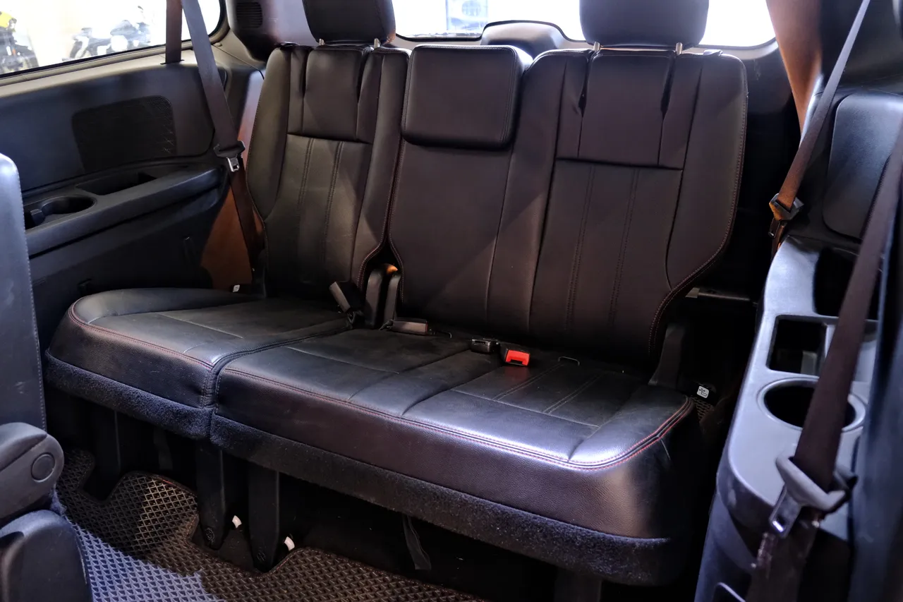 Dodge Caravan - фото 9