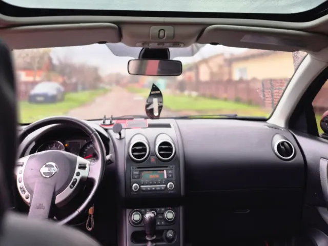 Nissan Qashqai - фото 5