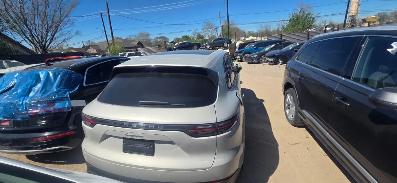 Porsche Cayenne - фото 6