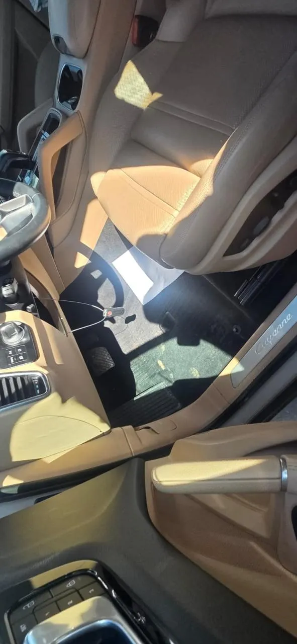 Porsche Cayenne - фото 8