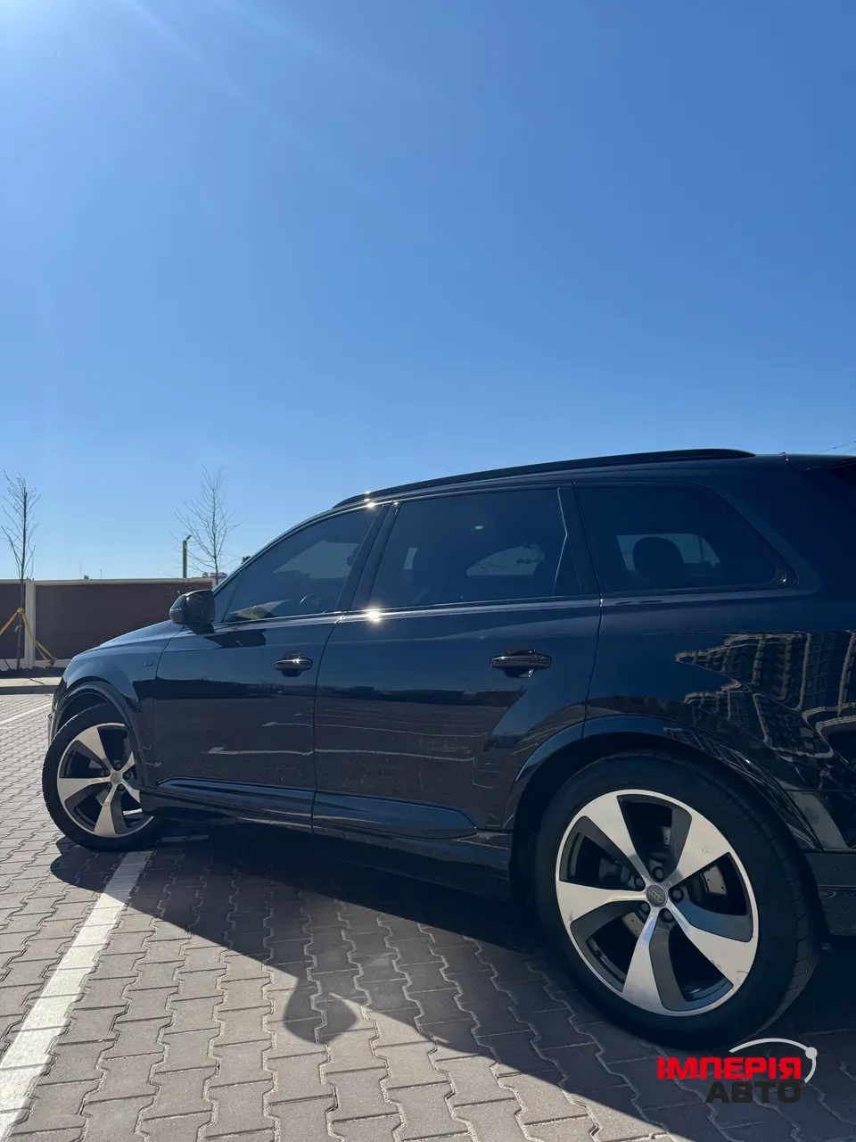Audi Q7 - фото 6
