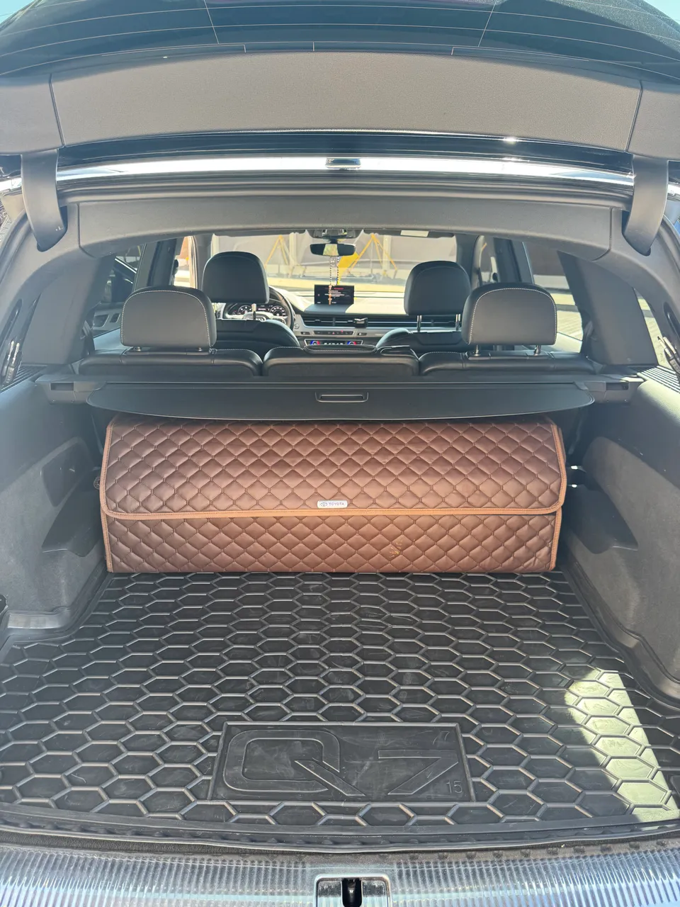 Audi Q7 - фото 41