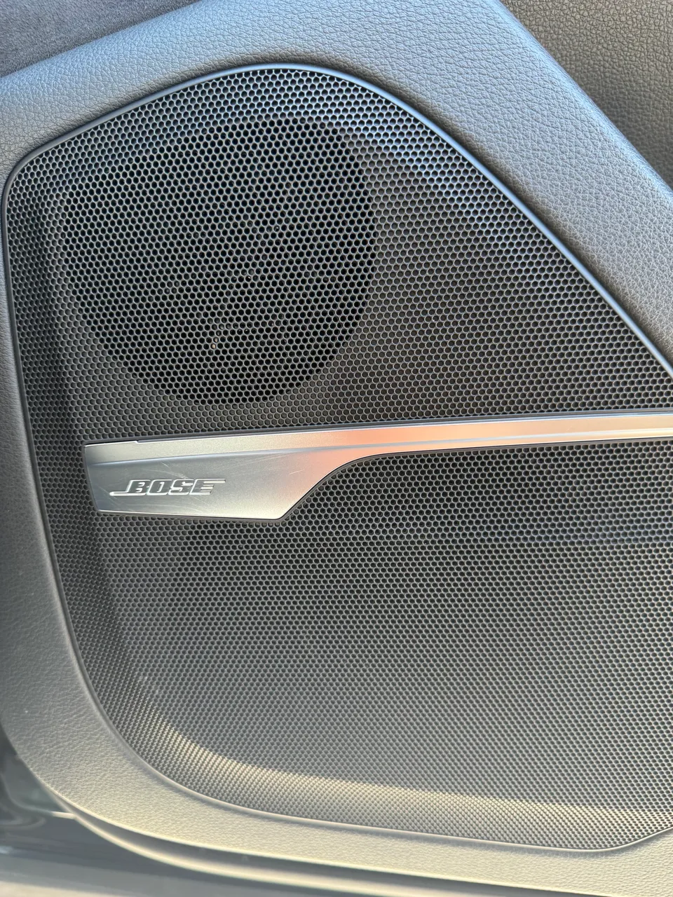 Audi Q7 - фото 26