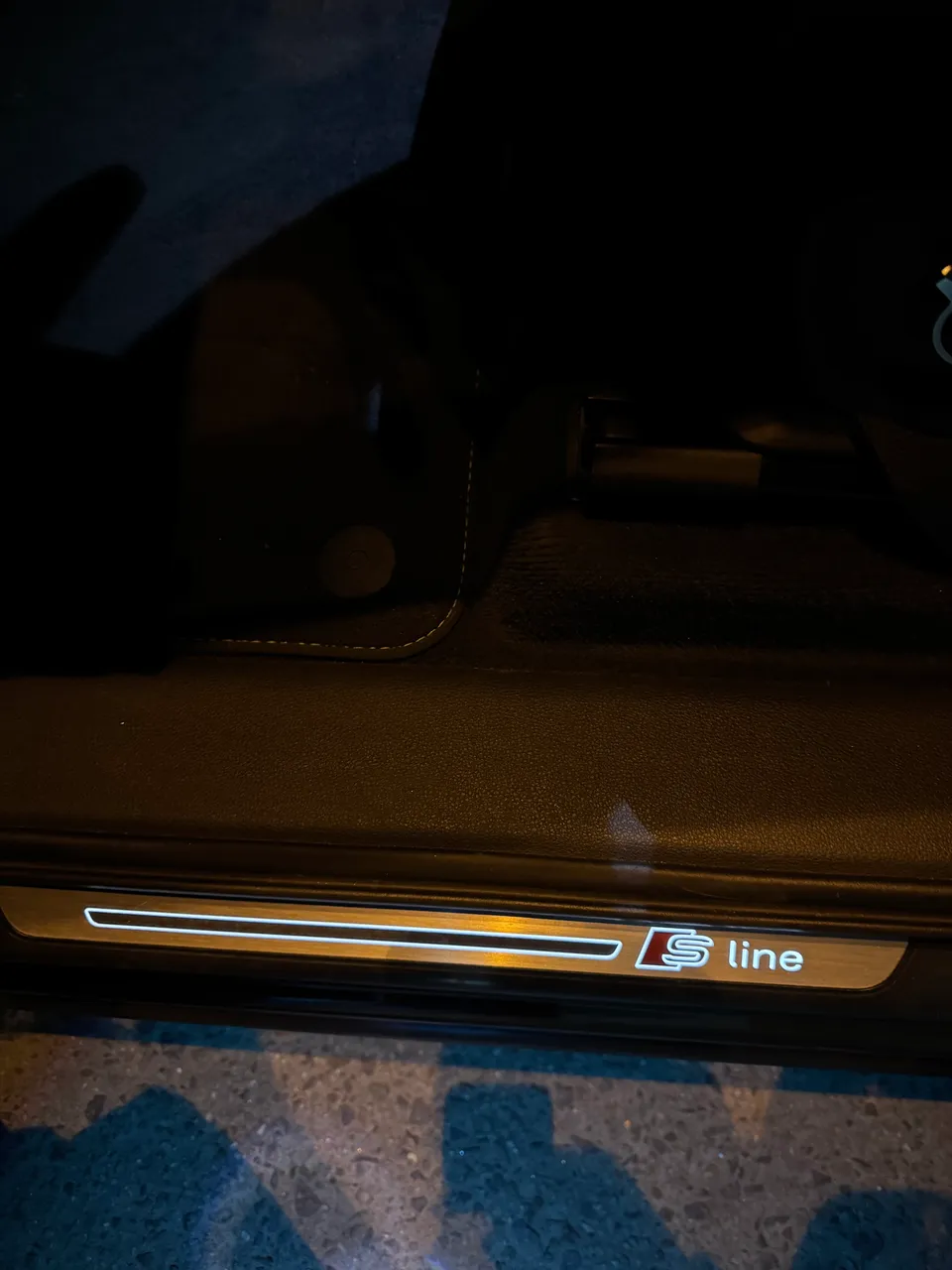 Audi Q7 - фото 48