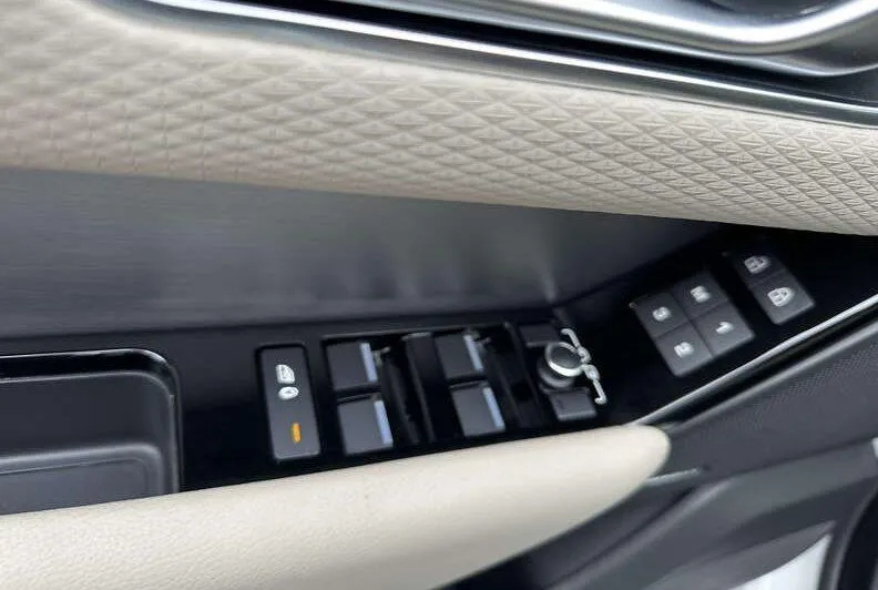 Land Rover Range Rover Velar - фото 10
