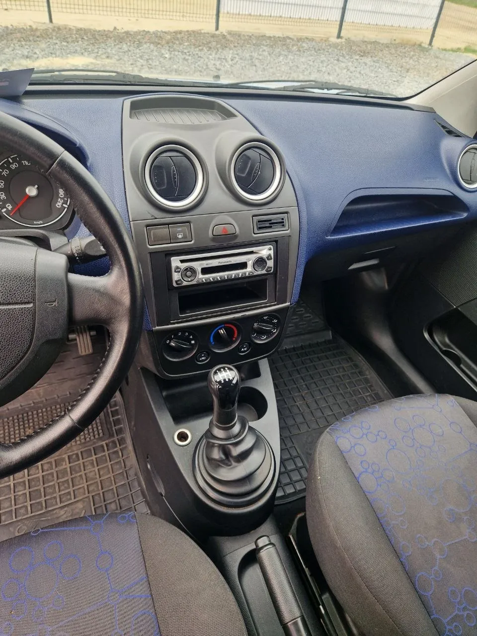 Ford Fiesta - фото 12