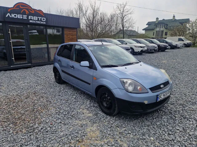 Ford Fiesta - фото 3