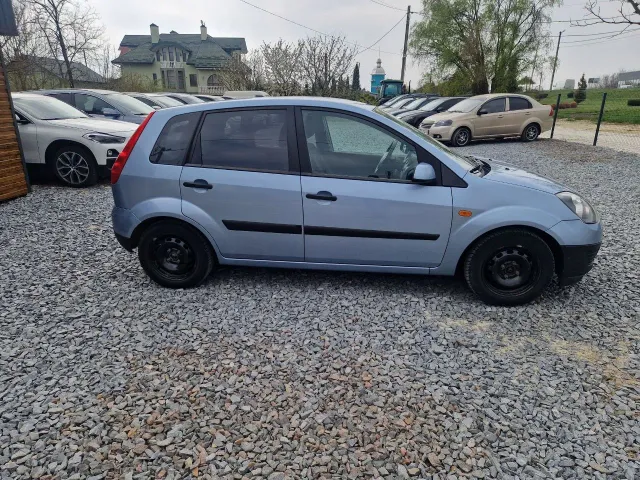Ford Fiesta - фото 4